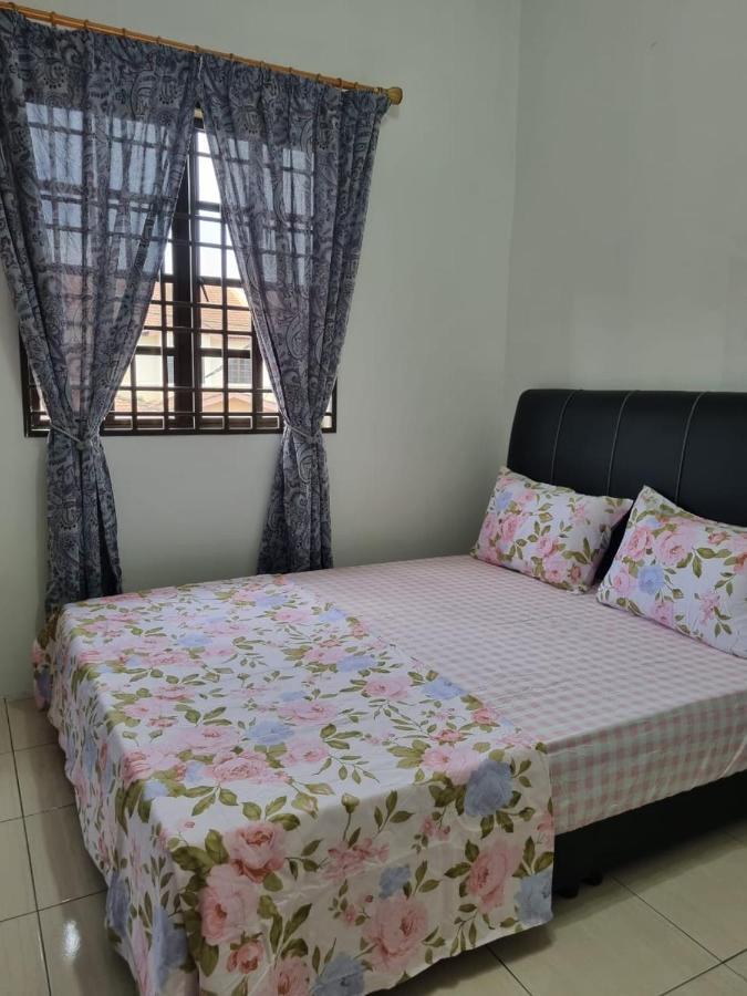 Private Pool Ssue Klebang Ipoh Homestay With High Speed Wifi Chemor Exterior photo
