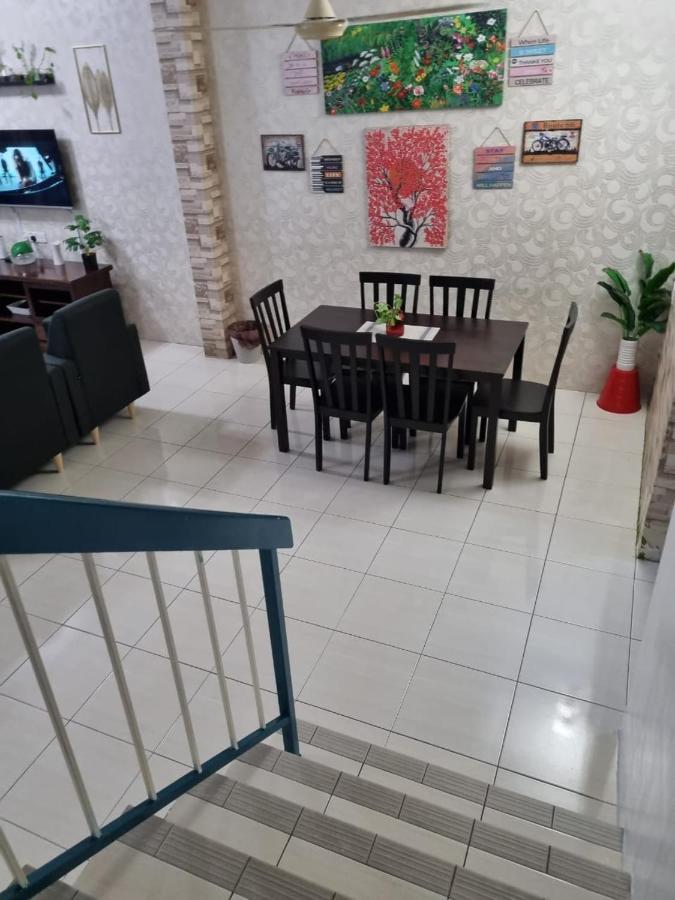 Private Pool Ssue Klebang Ipoh Homestay With High Speed Wifi Chemor Exterior photo